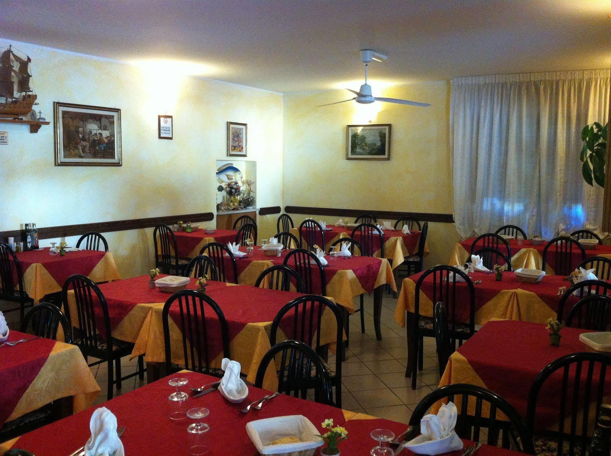 ליגננו סביאדורו Albergo Alla Nave מראה חיצוני תמונה