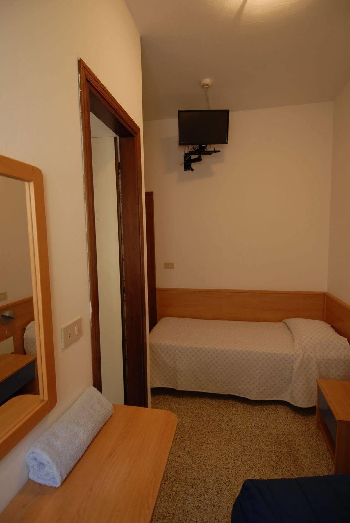 ליגננו סביאדורו Albergo Alla Nave מראה חיצוני תמונה